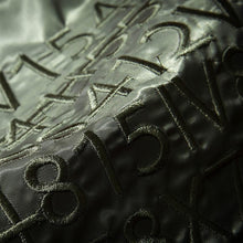 Save the queen bomber