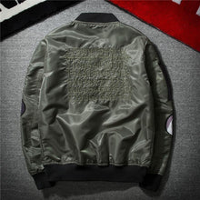 Save the queen bomber