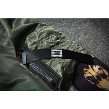 Save the queen bomber