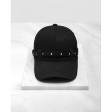 Strapped Digits Snap