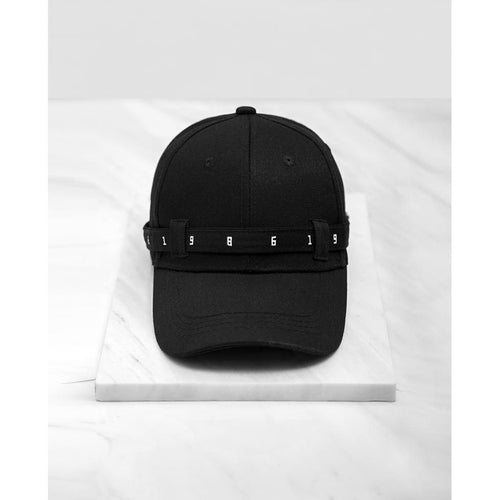 Strapped Digits Snap