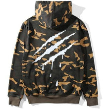 Clawed Camo