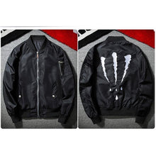 Vertically Clawed Bomber