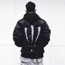 Vertically Clawed Jacket