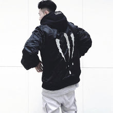 Vertically Clawed Jacket