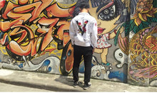 Floral V white denim