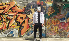 Floral V white denim